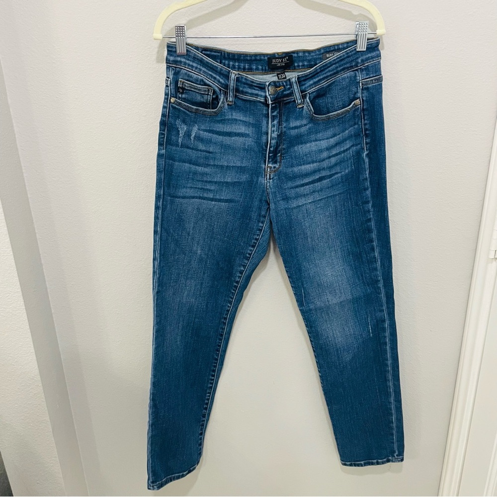 Judy Blue Slim Fit Lightly Distressed Blue Jeans Womens Size 11/30